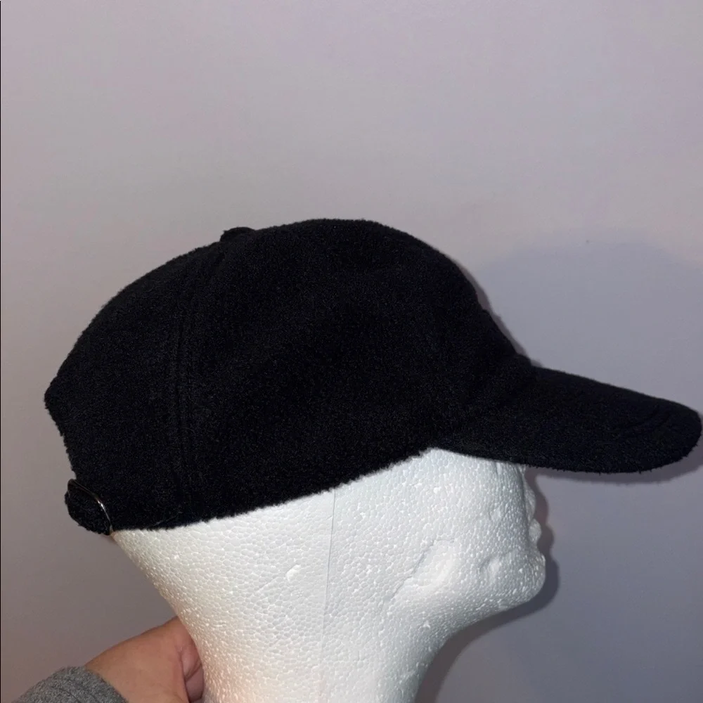 Liz Claiborne Sport Vintage Black on Black Embroidered Fuzzy Fleece Baseball Hat